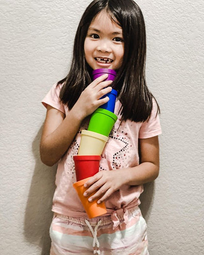 6 Rainbow Primary Color Identification, Sorting and Matching Cups by Skoolzy