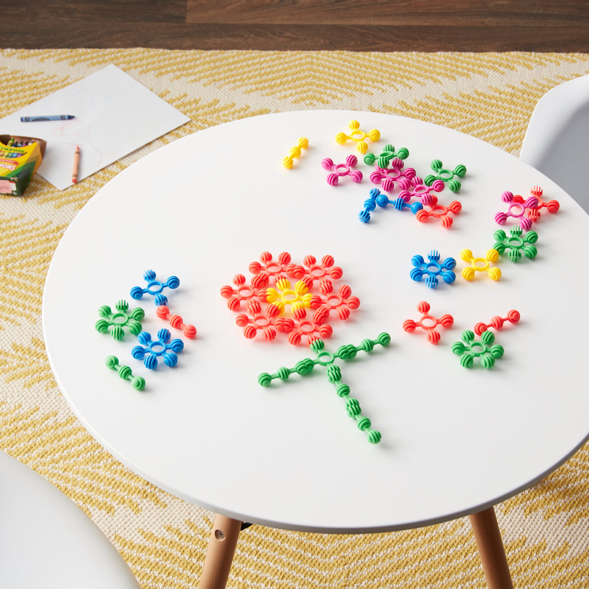 Star Flex Creative Connecting Construction Kit for Kids by Skoolzy